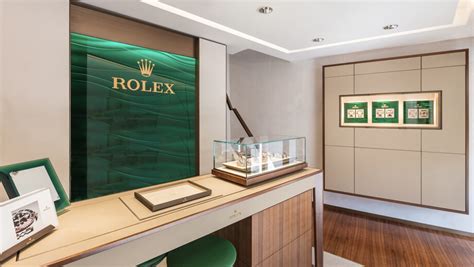 st tropez rolex|‭Doux Joaillier Boutique Rolex Saint.